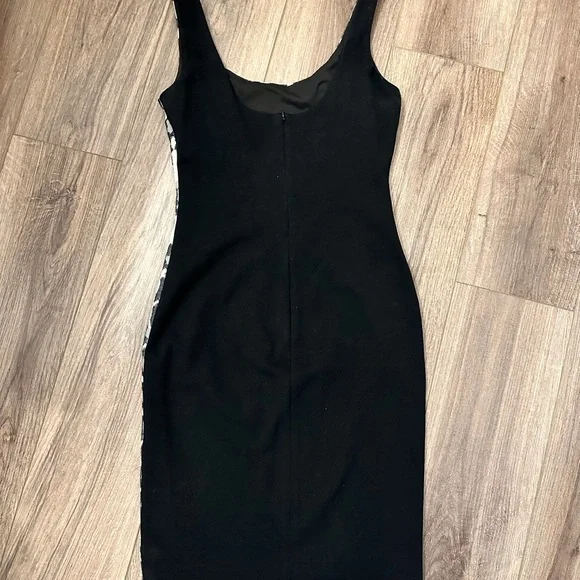 Diane Von Furstenberg Black and Leopard Print Dress - Picture 5 of 6